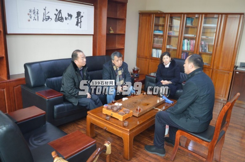 山東省石材行業協會同中國建材工業規劃研究院與五蓮石材產業園管委會共同探討五蓮石材產業發展規劃