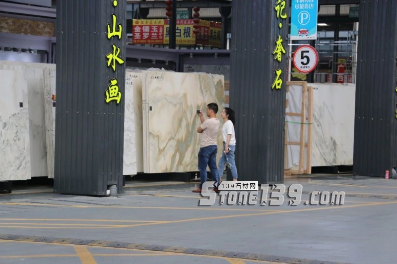 “亂象”下的山水畫，石材人的一場賭石之約