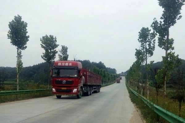 湖北隨州石材業國家鼓勵發展的產業集群！且黃金麻可以下料了！