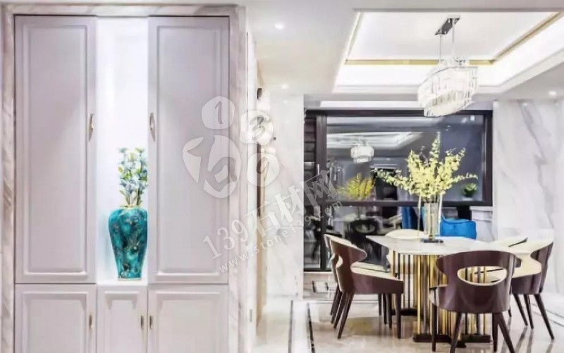 黃銅與大理石的組合 打造家居時尚