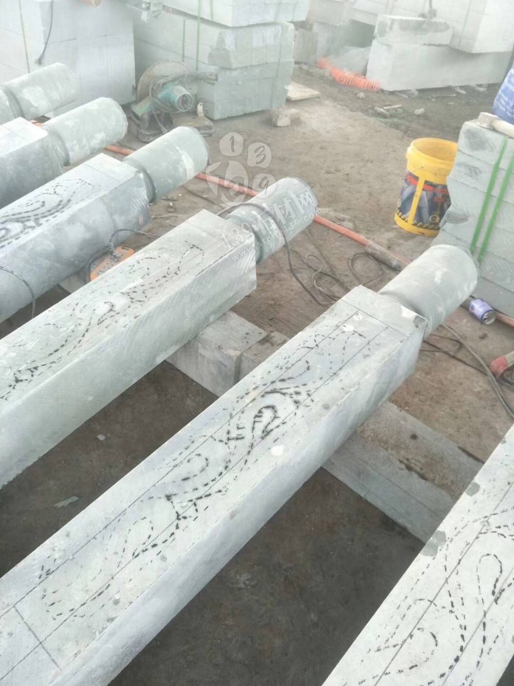 四川青石欄桿 達(dá)州青石護(hù)欄