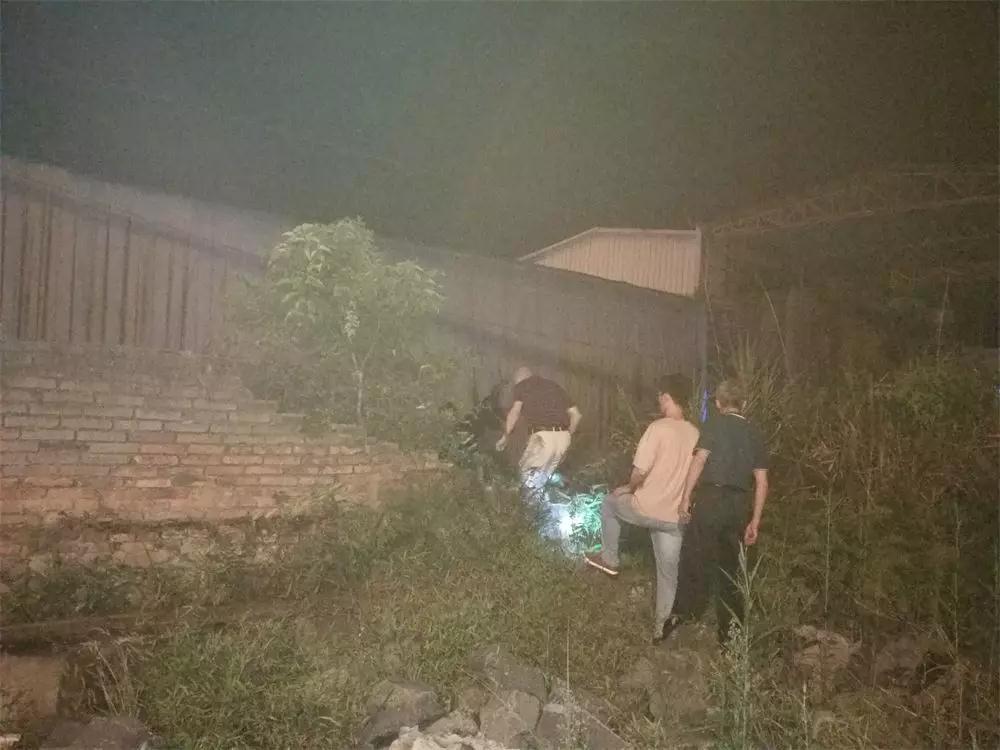 福鼎生態(tài)環(huán)境局突擊檢查石材企業(yè),推進(jìn)石材行業(yè)升級(jí)工作