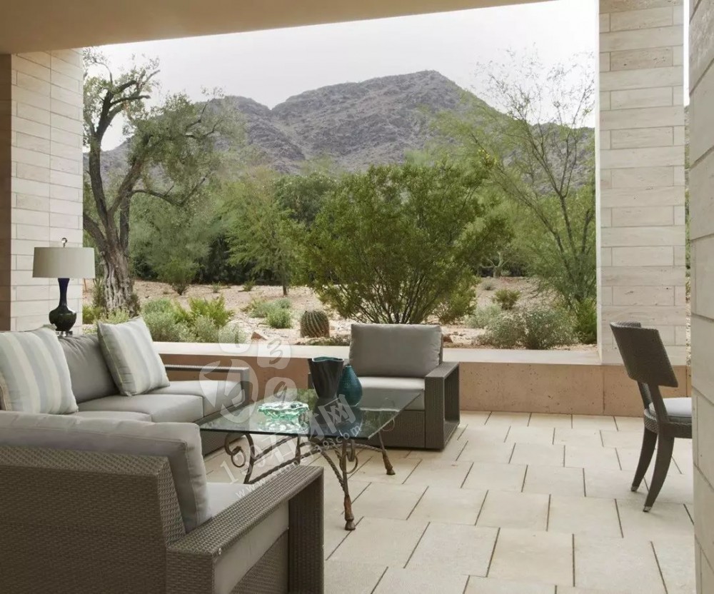 為什么洞石這么受歡迎,看看這個(gè)全石材裝飾您應(yīng)該有答案了