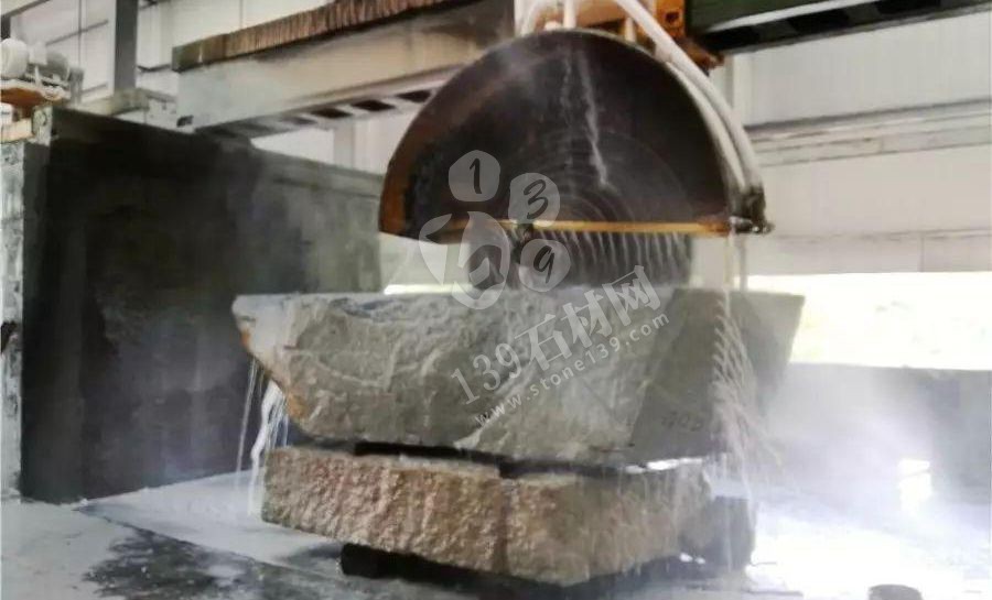 廉江白麻，鋪滿大江南北的花崗石