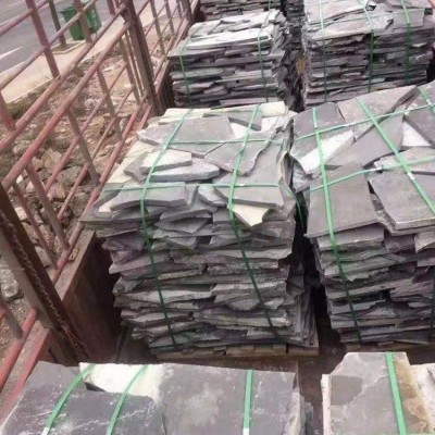 青石板碎板裝車發貨