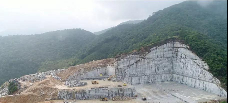 廣東梅州市平遠(yuǎn)縣灰麻花崗巖新礦廣東芝麻灰G633