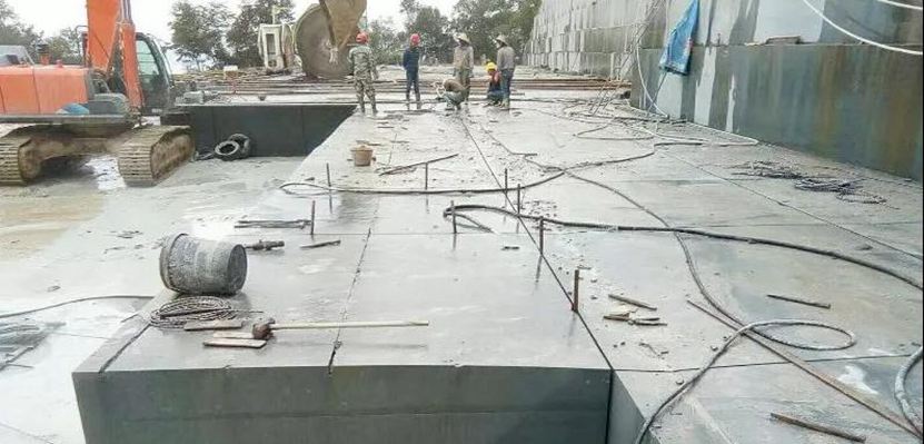 四川萬源青石礦山開采現(xiàn)場實拍圖