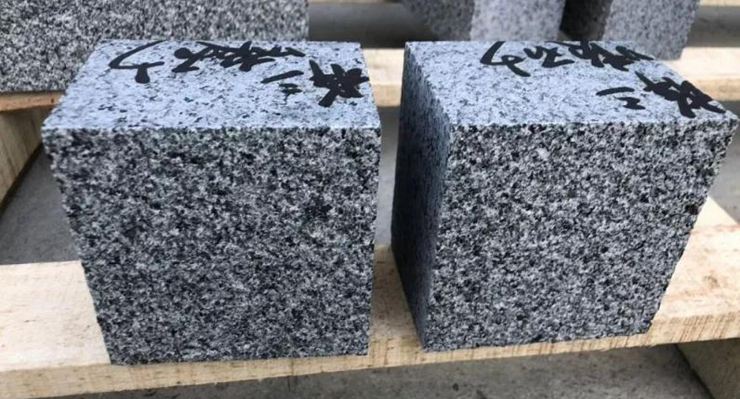 吉林省磐石市花崗巖產區吉祥黑、吉祥紅石材及礦山鑒賞！