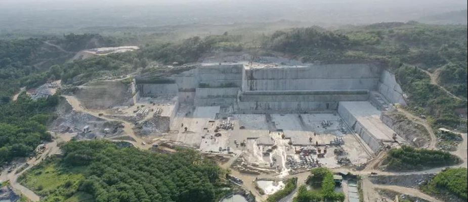 海南芝麻黑礦山產區-屯昌縣花崗巖礦區和（海金剛、金點灰麻）石材欣賞