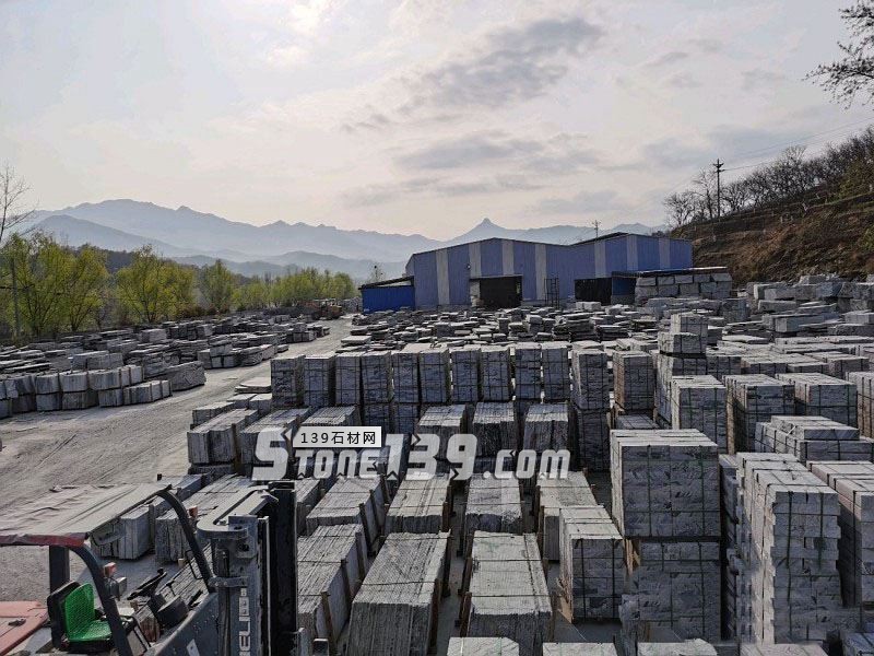 【羅田縣華宇石材】經營湖北浪淘沙、芝麻灰、芝麻白花崗巖系列產品