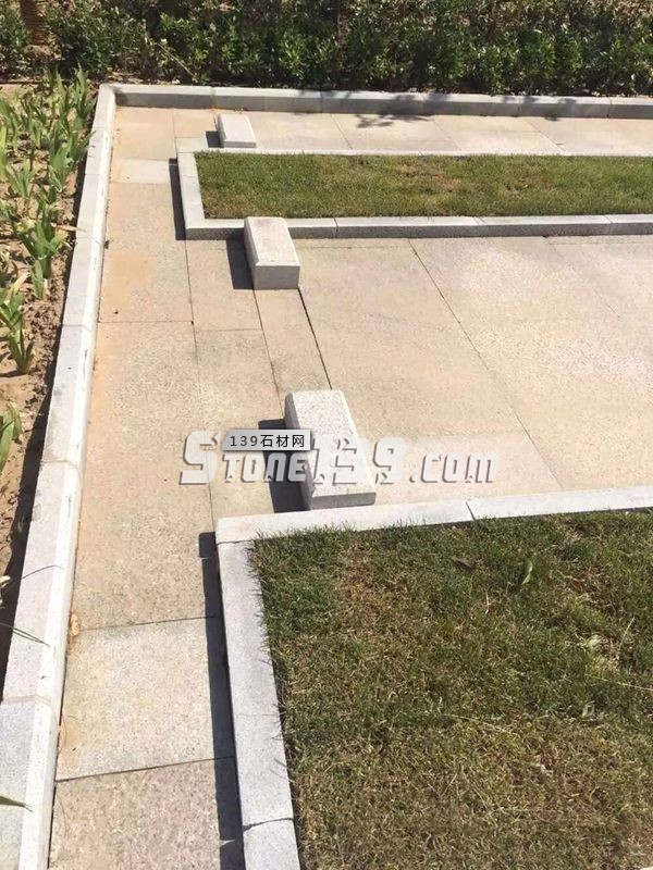 【洪興石材】主營河南泌陽芝麻白、芝麻灰、泌陽紅、芝麻黑、黃銹石、白麻、路沿石、花崗巖異形石等產品